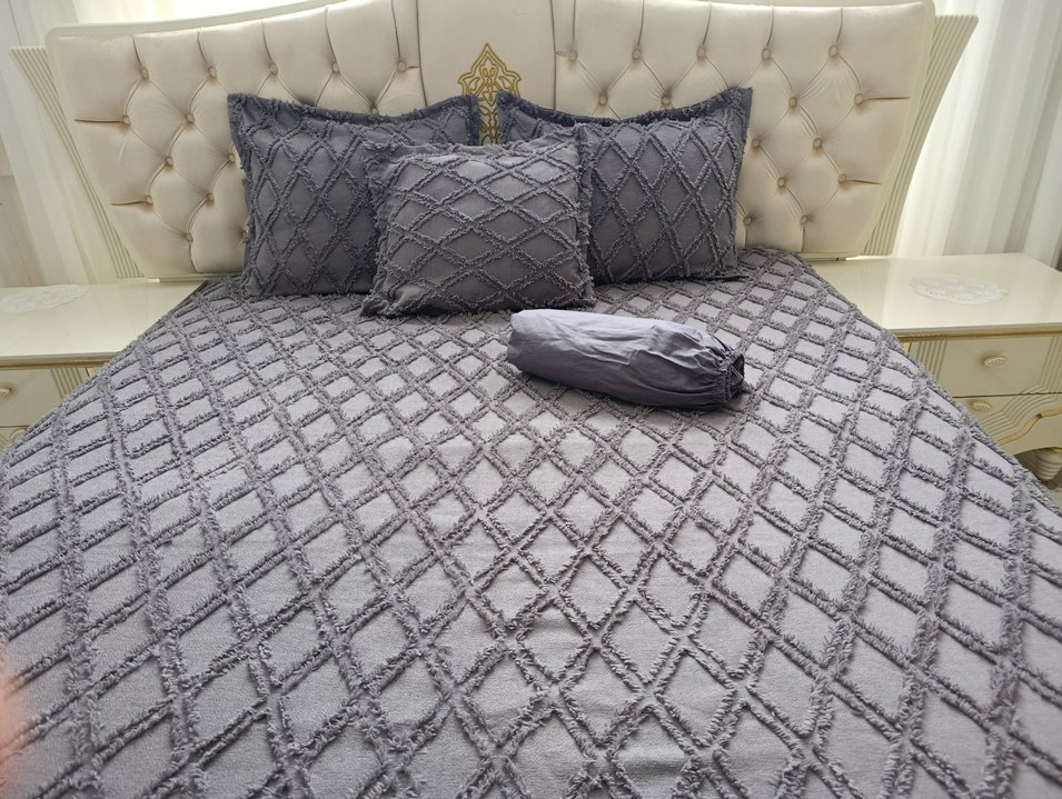 Gri Ekoseli Yatak Örtüsü Takımı - Görsel 4