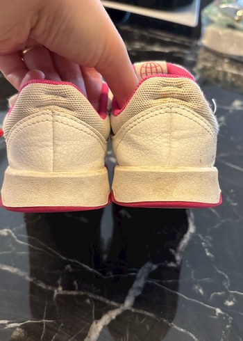 Kız Çocuk Beyaz Cırt Cırtlı Spor Ayakkabı - Görsel 5