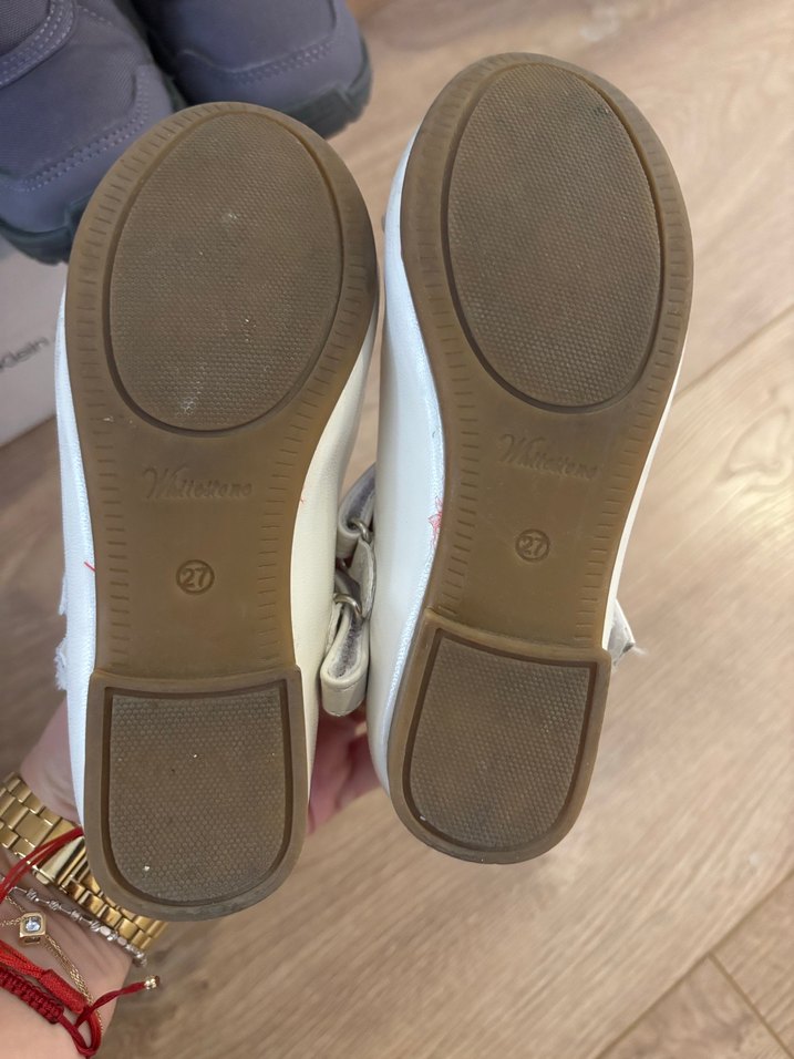 Kız Çocuk Beyaz Tokalı Babet Ayakkabı - Görsel 2