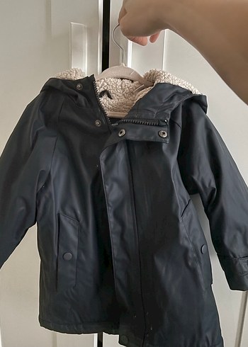 Sokak Stili Gri Kürklü Erkek Çocuk Mont - Görsel 2