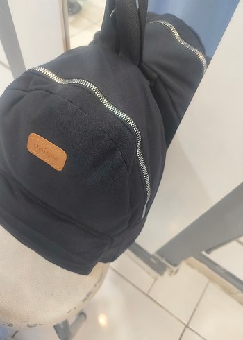 Siyah Kadın Sırt Çantası - Görsel 3