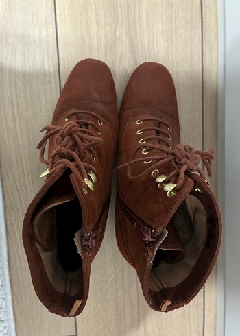 Kahverengi Süet Bağcıklı Topuklu Bot - Görsel 7