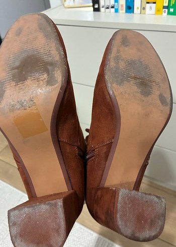 Kahverengi Süet Bağcıklı Topuklu Bot - Görsel 8