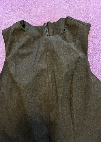 Gri Renk Pilili Kolsuz Mini Elbise - Görsel 6