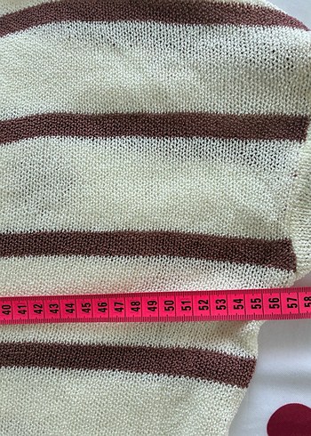 V Yaka Bej Çizgili Örgü Kadın Kazak - Görsel 3