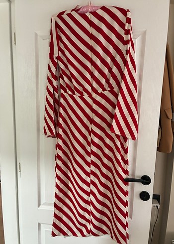 Çizgili Uzun Kırmızı Elbise - Görsel 8