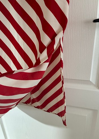Çizgili Uzun Kırmızı Elbise - Görsel 5