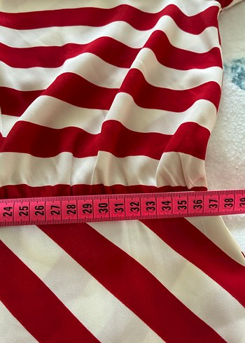 Çizgili Uzun Kırmızı Elbise - Görsel 10