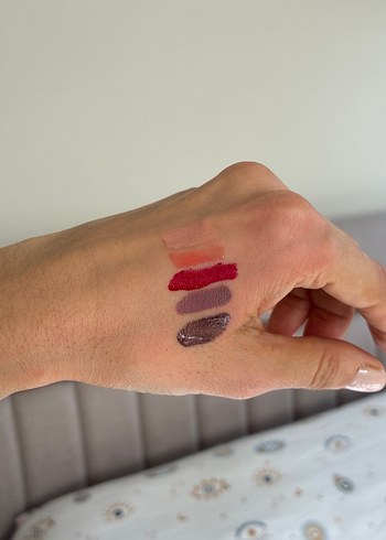 Koyu Renk Ruj Seti - Görsel 2