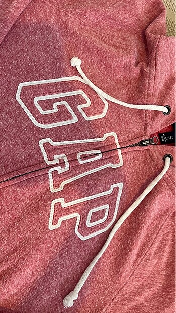 l Beden Gap sweat