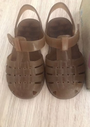 23 Beden Igor Unisex Çocuk Sandalet