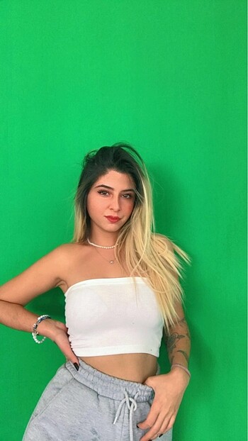 Trendyol & Milla Beyaz crop