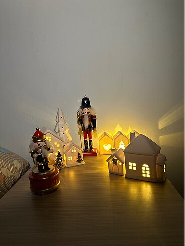  Beden Beyaz Sade Ledli ev