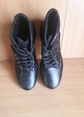 Siyah Outdoor Bot - Görsel 3