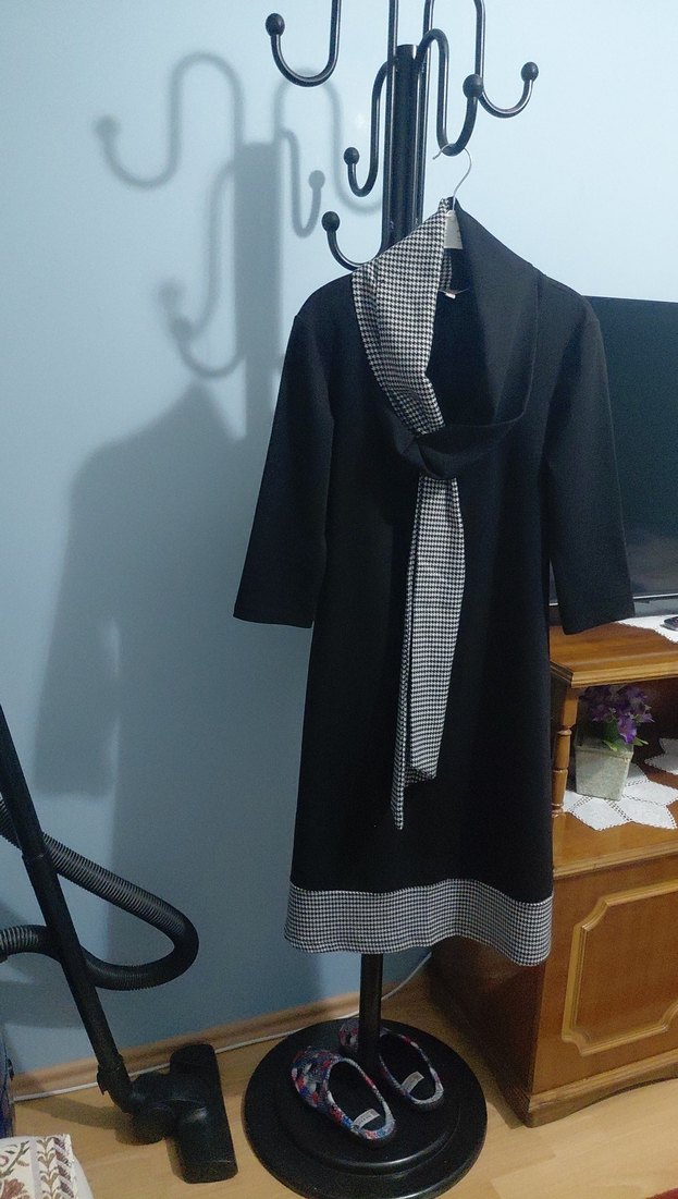 Drapeli normal boy Siyah Elbisesi - Görsel 3