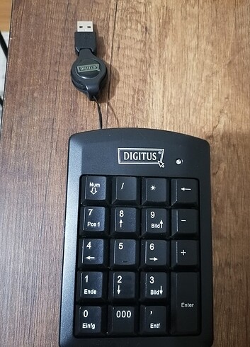 Logitech Klavye