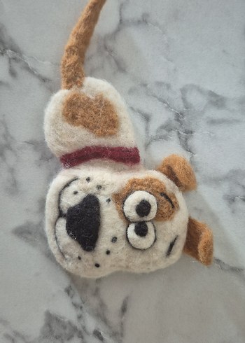 Kahverengi Gri keçe Köpek