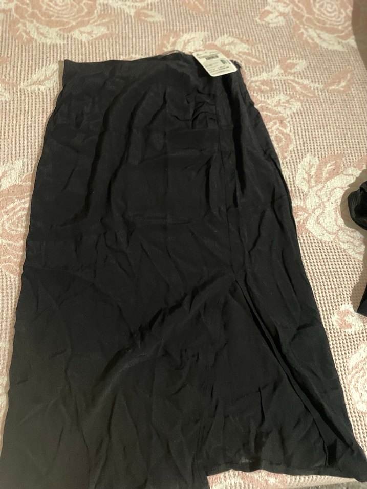 Drapeli Siyah Kadın Etek - Görsel 3