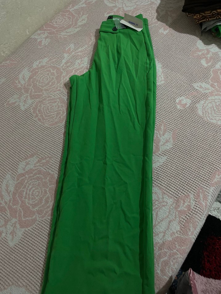 Yeşil Kadın Pilili Kumaş Pantolon - Görsel 4