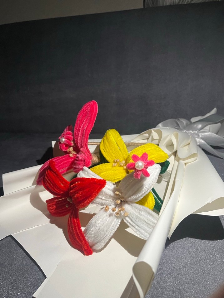 Renkli şönil çiçek - Görsel 3