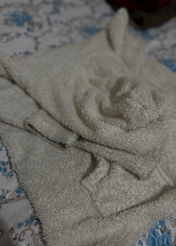 Kapüşonlu Beyaz Kadın Peluş Ceket - Görsel 3