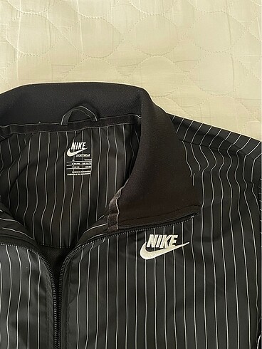 xl Beden NİKE YAGMURLUK