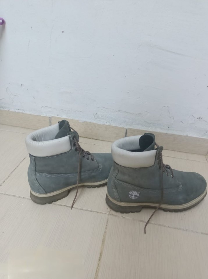 Timberland Gri deri orjinal Erkek Botlar - Rahat ve Şık - Görsel 4