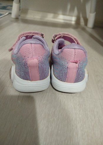 Kız Çocuk Pembe Cırtlı Spor Ayakkabı - Görsel 2