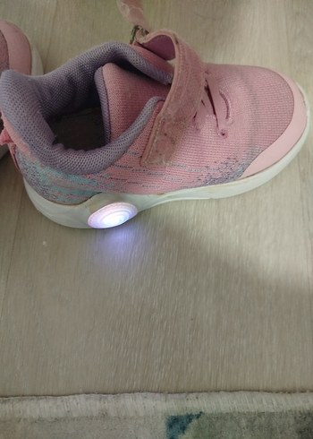 Kız Çocuk Pembe Cırtlı Spor Ayakkabı - Görsel 4