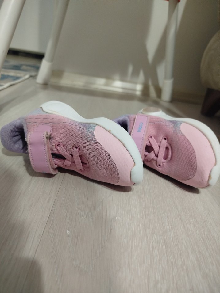 Kız Çocuk Pembe Cırtlı Spor Ayakkabı - Görsel 3