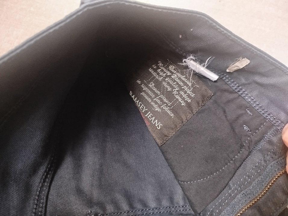 Düğmeli Lacivert Midi Kot Pantolon - Görsel 4