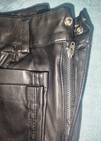 siyah Deri Kadın Midi Pantolon - Görsel 3