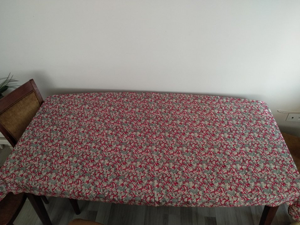 Saten Kumaşlı Pembe Masa Örtüsü - Görsel 5