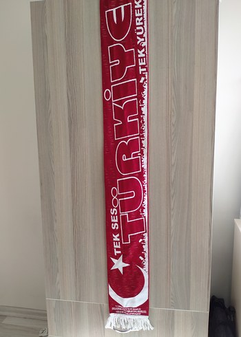 Kırmızı Beyaz Türkiye Atkısı - Görsel 4