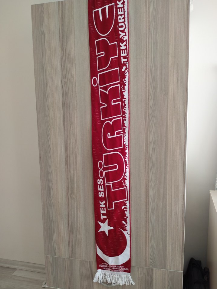 Kırmızı Beyaz Türkiye Atkısı - Görsel 2