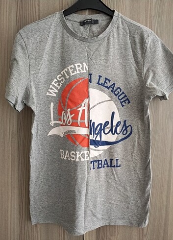 Koton Erkek S beden Kısa Kollu T-shirt