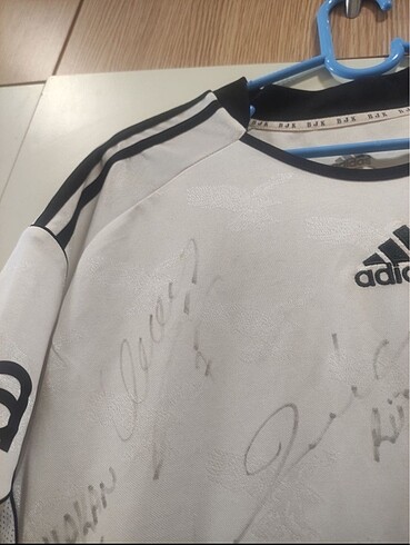 xl Beden Beşiktaş Quaresma Guti Holosko ve diğer dönem oyuncularının imza