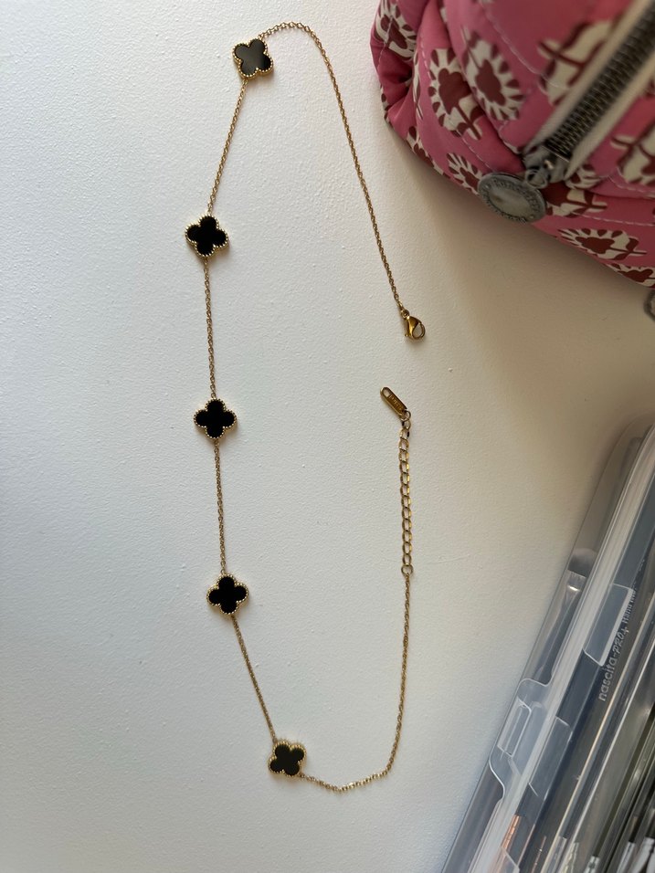 Çelik Van Cleef Model Kolye - Görsel 4