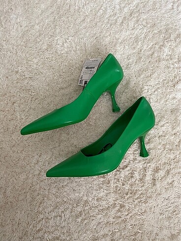 37 Beden Zara Stiletto ayakkabı