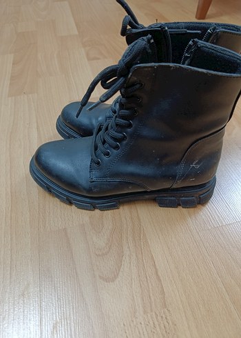 Siyah Lastik Topuklu Gotik Kadın Botları - Görsel 3