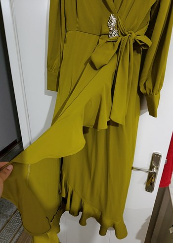 Uzun Kollu Drapeli Yeşil Abiye Elbise - Görsel 3