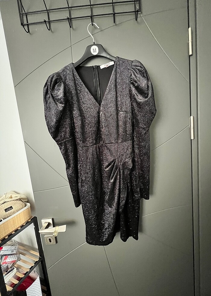 Gece elbisesi parlak - Görsel 2