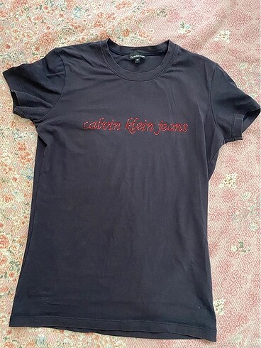 Calvin klein tshirt