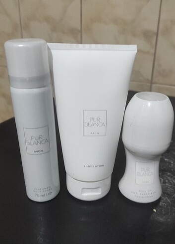 Avon pur blanka deodorant losyon rollon set