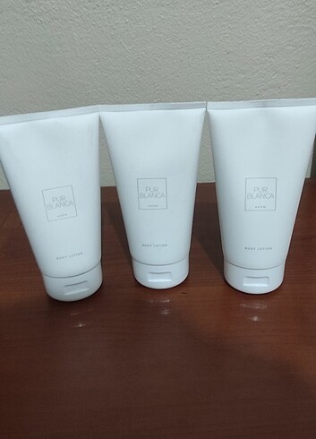 Avon Pur blanka vücut losyonu üçlü fiyat