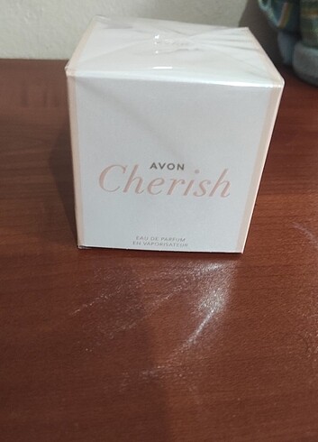 Avon cherish bayan parfum