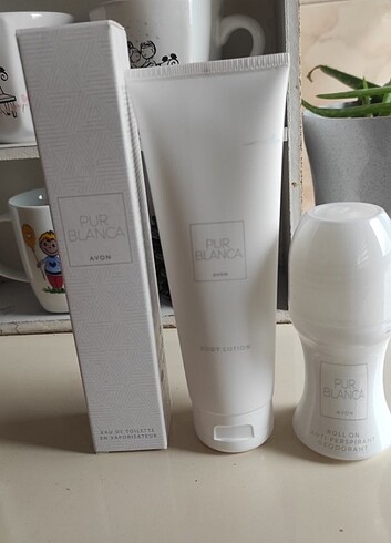 Avon pur blanca bayan parfüm seti