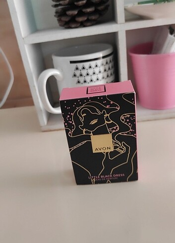 Avon little black bayan parfüm 30 ml
