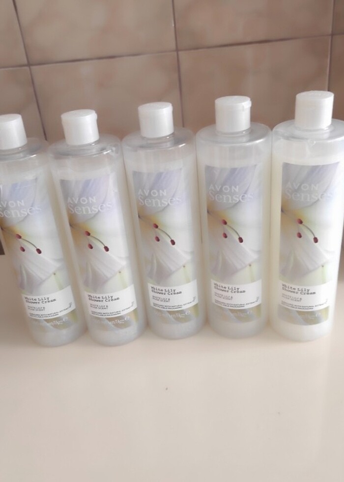 Avon zambak duş jeli 500 ml - Görsel 2