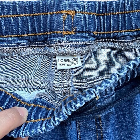 7 Yaş Beden Lc Waikiki Erkek Çocuk Kot Şort